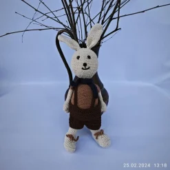 gehäkelte süße Osterhasen