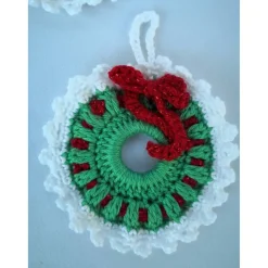 gehäkelter Geschenkanhänger/Baumschmuck für Weihnachten