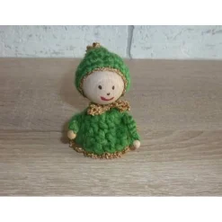 gehäkelter Wichtel - grün-gold (9 cm x 6 cm)