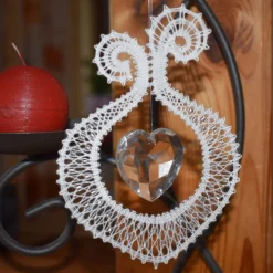 Geklöppelter Tropfen Hochzeit – Weißes Leinengarn, Glasperlen & Acrylherz