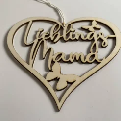 Gelasertes Herz mit Schriftzug 