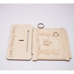 Geldgeschenk Aquarium - aus Holz personalisiert