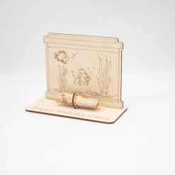 Geldgeschenk Aquarium - aus Holz personalisiert