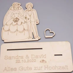 Geldgeschenk Brautpaar - aus Holz personalisiert