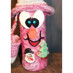 Geldgeschenk Dekofigur TASCHENWICHTEL Weihnachtswichtel witzige Upcyclingfigur aus Weinflasche, gestrickte Accessoires