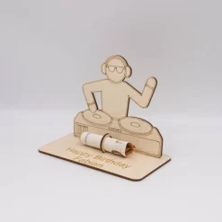 Geldgeschenk DJ - aus Holz personalisiert