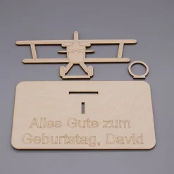Geldgeschenk Doppeldecker Flugzeug - aus Holz personalisiert