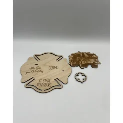Geldgeschenk Feuerwehr aus Holz – Personalisiertes Geschenk für Feuerwehrleute & Fans