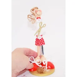 Geldgeschenk Friseurin Geburtstag – Handgemachte Figur als originelles Dankeschön