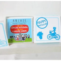 Geldgeschenk Geburtstag, weiß blau mit lustigem Buch, Geburtstagsgeschenk