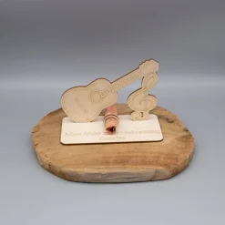 Geldgeschenk Gitarre - aus Holz personalisiert