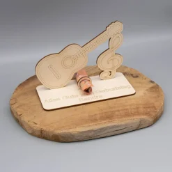 Geldgeschenk Gitarre - aus Holz personalisiert