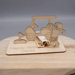 Geldgeschenk Golf - aus Holz personalisiert
