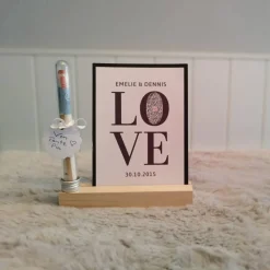 Geldgeschenk Hochzeit | QrCode Geschenkkarte inkl. Reagenzglas und Kartenständern | Verliebt Verlobt Verheiratet | LOVE