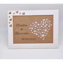 Geldgeschenk Hochzeit personalisiert – Erinnerung im weißen Rahmen mit Herz-Ausschnitt