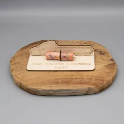 Geldgeschenk Kettensäge - aus Holz personalisiert
