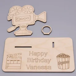 Geldgeschenk Kino - aus Holz personalisiert