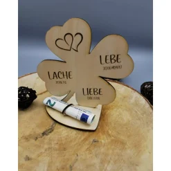 Geldgeschenk Kleeblatt Holz 66. Geburtstag, 12,5cm oder 18,0cm, Geldgeschenk auf Wunsch mit Namensgravur