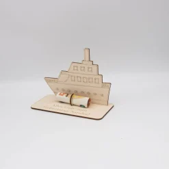 Geldgeschenk Kreuzfahrtschiff - aus Holz personalisiert