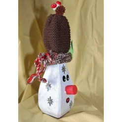 Geldgeschenk MANNI SNOW, nette Idee zum Nikolaus, witziges Upcycling-Projekt, gestaltet mit Acrylfarbe, Kork und Wolle