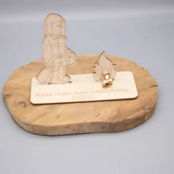 Geldgeschenk mit Feuerwehrmann - aus Holz personalisiert