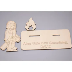 Geldgeschenk mit Feuerwehrmann - aus Holz personalisiert