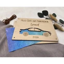 Geldgeschenk personalisiert zum bestandenem Führerschein aus Holz, Geschenk zur bestandenen Prüfung. Holzkarte