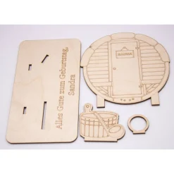 Geldgeschenk Sauna - aus Holz personalisiert