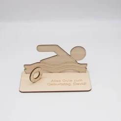 Geldgeschenk Schwimmen - aus Holz personalisiert