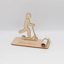 Geldgeschenk Scooter - aus Holz personalisiert