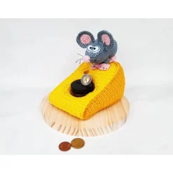 Geldgeschenk Spardose Sparschwein Gutschein Amigurumi Maus Käse Holzplatte Geschenkverpackung Name Individualisierb