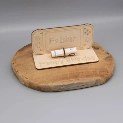 Geldgeschenk Switch - aus Holz personalisiert