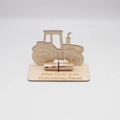 Geldgeschenk Traktor - aus Holz personalisiert