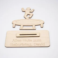 Geldgeschenk Trampolin - aus Holz personalisiert