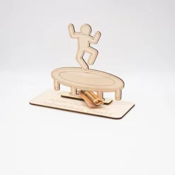 Geldgeschenk Trampolin - aus Holz personalisiert