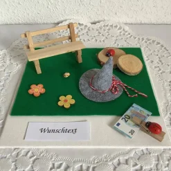 Geldgeschenk Wandern und Wander-Urlaub oder Pilger-Reise in die Berge zur Einkehr Wanderung ein Geschenk oder Gutschein