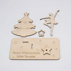Geldgeschenk Weihnachtsballerina - aus Holz personalisiert
