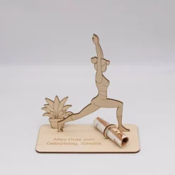 Geldgeschenk Yoga - aus Holz personalisiert