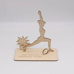 Geldgeschenk Yoga - aus Holz personalisiert