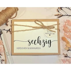 Geldgeschenk zum 60. Geburtstag – Personalisierte Geschenkbox mit Glückwunschkarte & Baumwollsäckchen