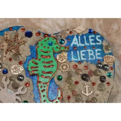 Geldgeschenk zum Muttertag oder Vatertag SEEPFERD, Collage, abstrakt gestaltet auf einem herzförmigen Keilrahmen