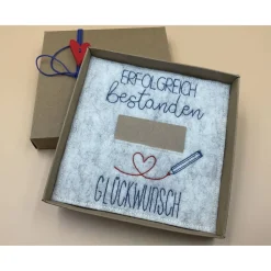 Geldgeschenk, zur bestandenen Prüfung   Schriftfarbe Blau