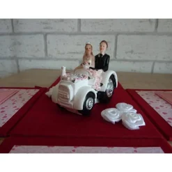 Geldgeschenkverpackung - Hochzeit  - Brautpaar im Auto