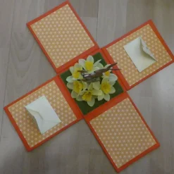 Geldgeschenkverpackung - Ostern (Hase mit Osterglocken)