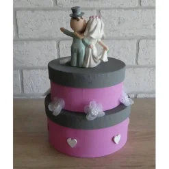 Geldgeschenkverpackung zweistöckige Torte mit Brautpaar und Verzierungen (rosa/grau)