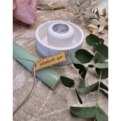 Geriffelte Raysin Schale mit Kerze, Eukalyptus & Anhänger – Handgemachtes Geschenk 