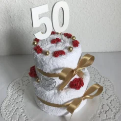 Geschenk für die Goldene Hochzeit und Geldgeschenk zum 50. Geburtstag für die Frau und den Mann mit Zahl Handtuchtorte
