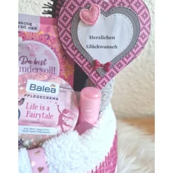 Geschenk Frauen Wellness Korb Muttertag Geburtstag Valentinstag Glücksschweinchen Schutzengel