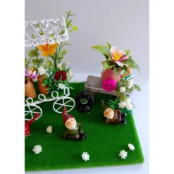 Geschenk Garten Deko – Einzigartige Szene für Blumenliebhaber vom SaBienchenshop