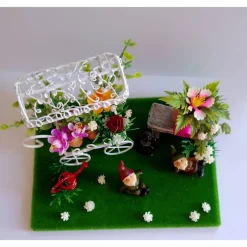 Geschenk Garten Deko – Einzigartige Szene für Blumenliebhaber vom SaBienchenshop